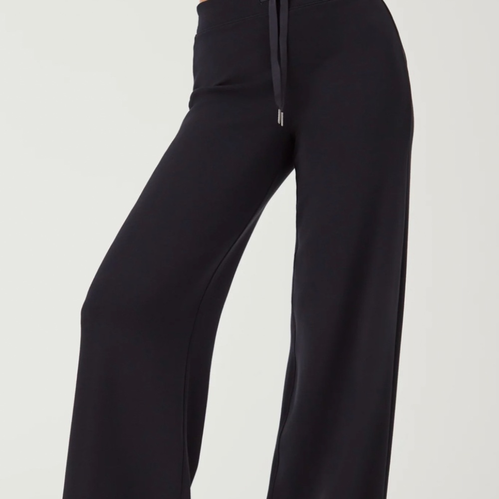 Spanx AirEssentials Wide Leg Pant